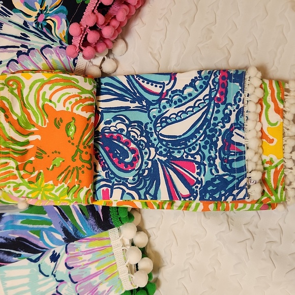 Lilly Pulitzer Set of 9 Hand Towels Target Collab Set of 4, 3 GWP, 2 Shellabrate - Picture 7 of 13